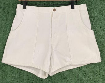 VTG 80’s California Rainbow White Corduroy 2.5” Inseam Shorts Mens Sz 30