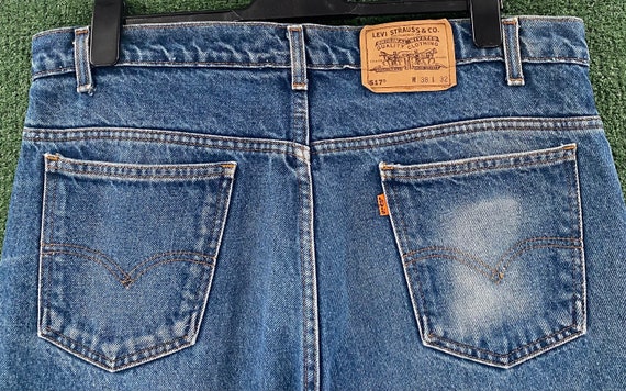 VTG 90’s Levi’s 517 Orange Tab Boot Cut Jeans Men… - image 4