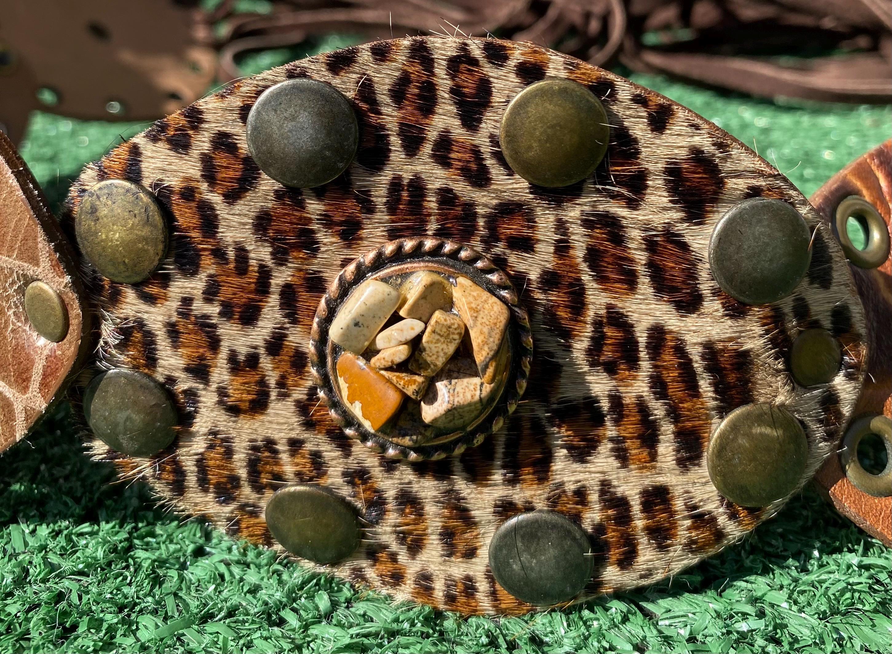 VTG Leatherock 2059 Stones Metal Rivets Leopard Print  display picture 3