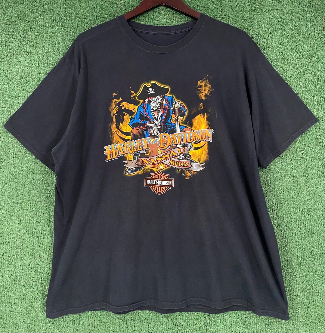 VTG Y2K Harley Davidson Bahamas Pirates Flames Double Sided T