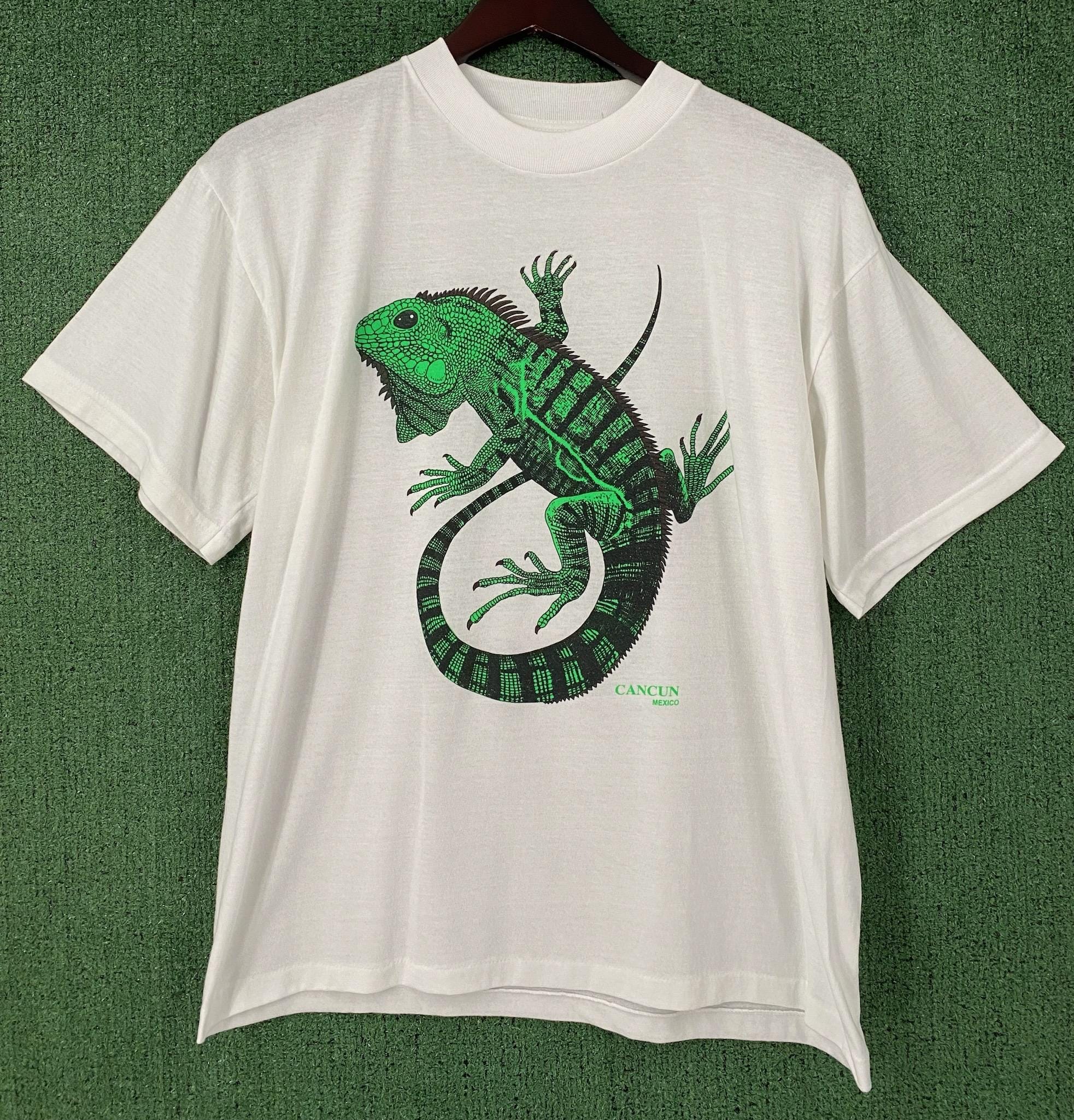 Vintage 90's Iguana Cancun Mexico Lizard Reptile T-shirt Mens Size