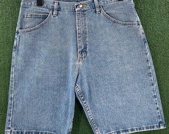 Vintage 90’s Wrangler Relaxed Fit Denim Jean Shorts Jorts Men’s Size 34