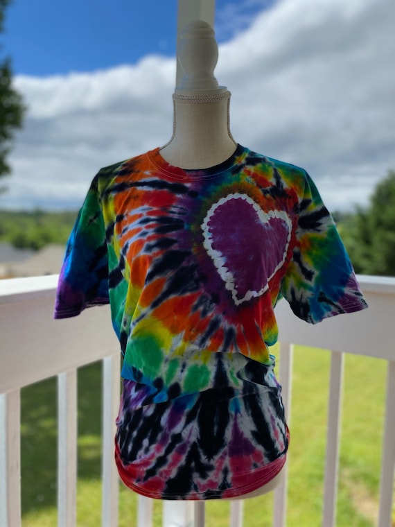 The softest T-shirts to use for tie-dye : r/tiedye