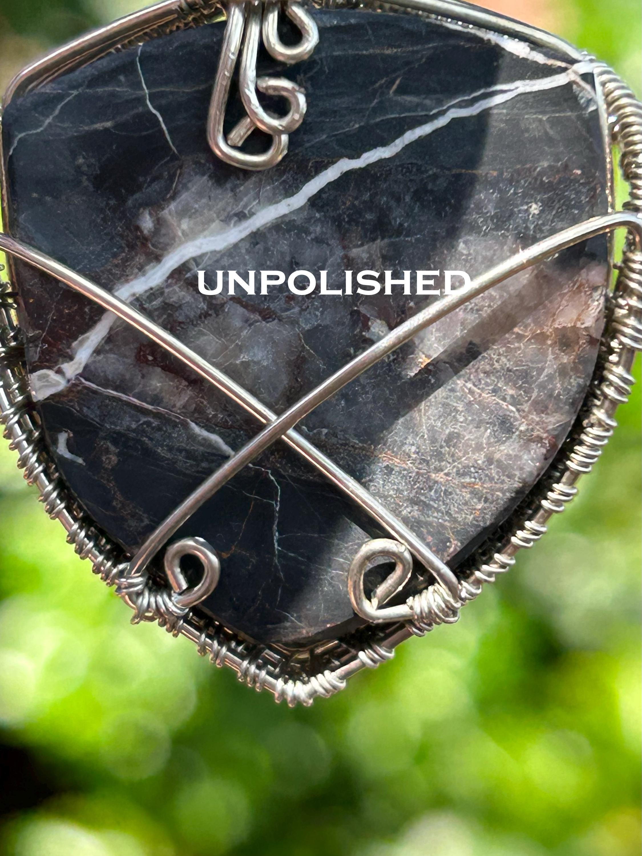 アルゲンティウムのシルバーワイヤーで巻かれたアリゾナ産ワイルド