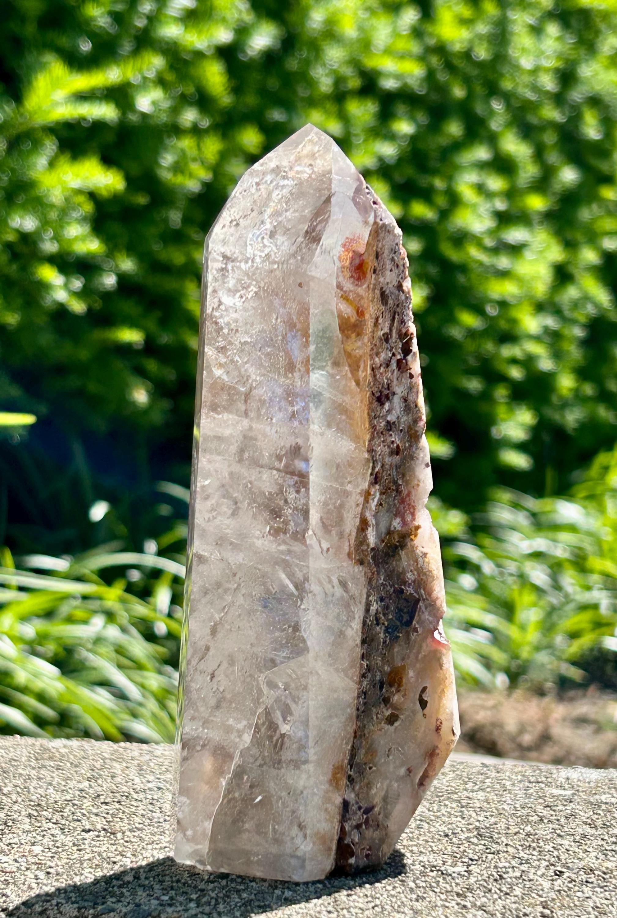 ピンクアメジスト＆バタフライクォーツタワー：ブラジル産クリスタル