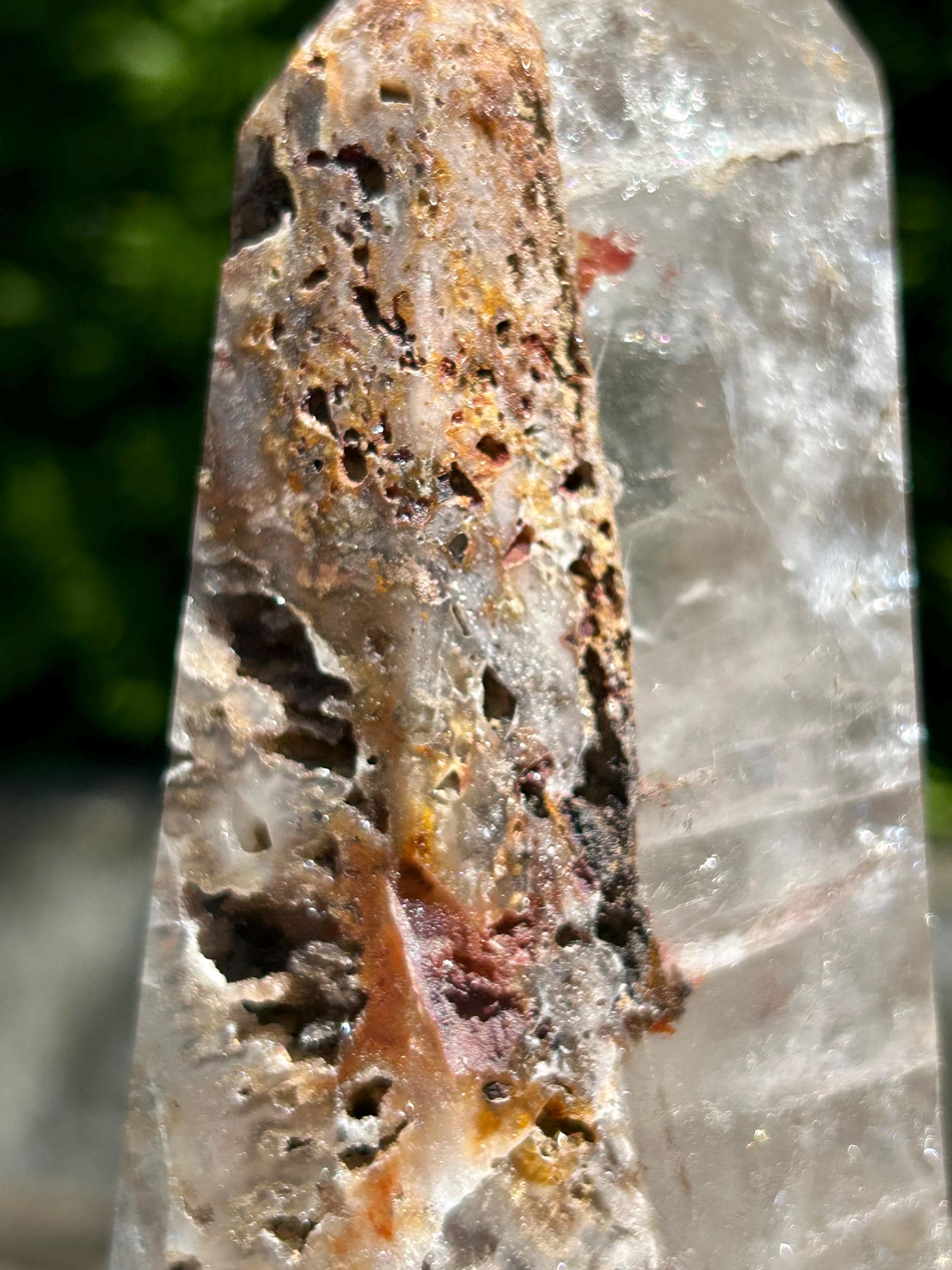 ピンクアメジスト＆バタフライクォーツタワー：ブラジル産クリスタル