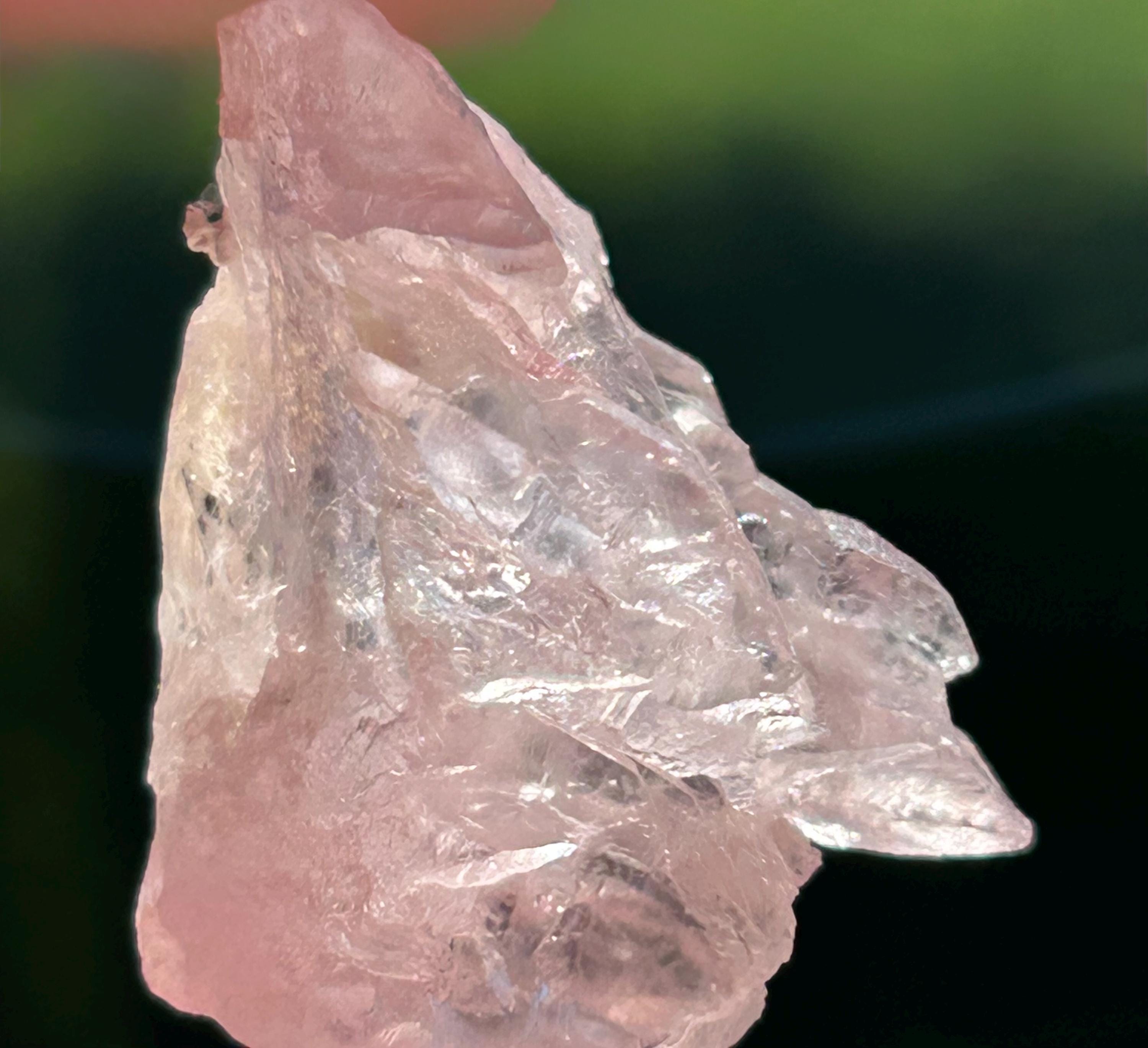 Elestial Rose Quartzローズクォーツエレスチャル　コロンビア Rare Crystallized Rose Quartz Elestial Cluster: 5g Micro Treasure