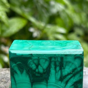 Tiny Treasure- Malachite Polished Box with Lid-Handmade - Africa
