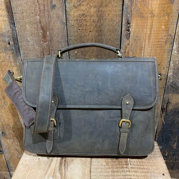 Italian Cartable Briefcase. 100% Distressed Real Leather. Shoulder Bag. Stylish. Messenger Bag. Laptop Bag.