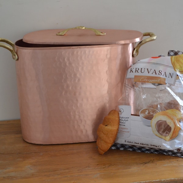 Copper Bread Box Personalized, Hammered Copper Bread Bin with Lid and Brass Handles, Kitchen Storage Organizer Box