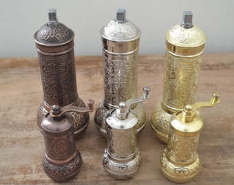 Set aus 2 Kaffeemühlen, Salz- und Pfeffermühlenmühlenset, Traditioneller türkischer gravierter Kaffee- und Gewürzmühle, manueller Gratmühle