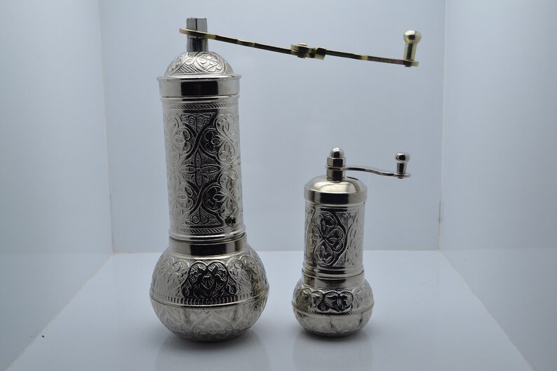 Set med 2 kaffekvarnar, traditionell turkisk salt- och pepparkvarn, manuell kvarn Silver Set