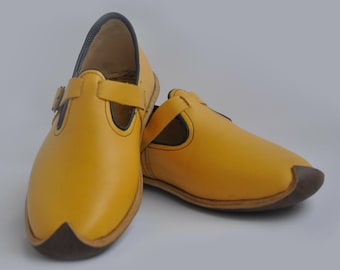 Women Yellow Flat Leather Shoes, Buckled Yellow Shoe, Women's Leather Slip Ons, Turkish Loafer for Women, Yemeni, Genuine leather Shoes