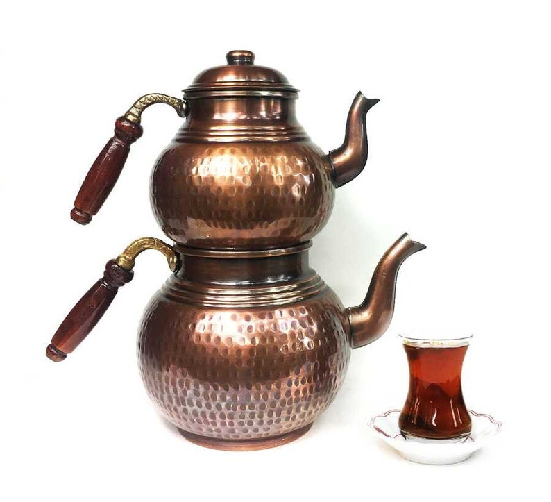 Théière turque en cuivre avec manche en bois, bouilloire traditionnelle en cuivre martelé Oxidized
