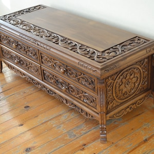 Walnut Wood 4 Drawers TV Unit, Farmhouse Media Console Rustic TV Stand Hand Carved Media Cabinet, Mid Century Modern Media Centers