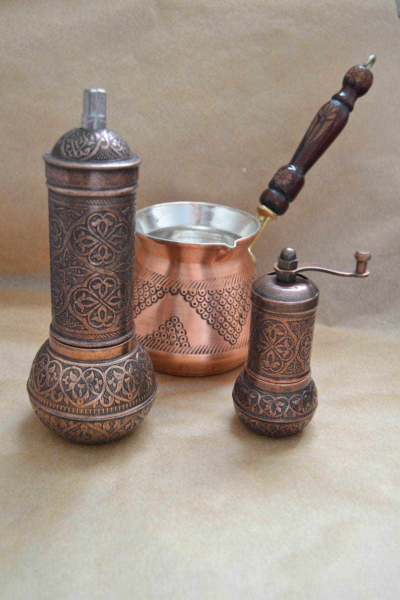 Set med 2 kaffekvarnar, traditionell turkisk salt- och pepparkvarn, manuell kvarn bild 2