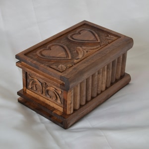 Personalized Wooden Puzzle Box with Secret Key Compartment, Valentine&#39;s Day Jewelry Box Gift, Heart Carved Walnut Wood Box
