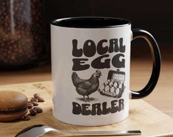 Taza de café de vendedor de huevos local: decoración rústica para la cocina