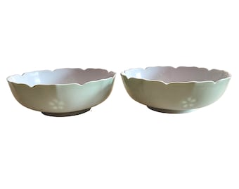 Cuencos de arroz japoneses antiguos de color verde pastel - Borde festoneado (juego de 2)