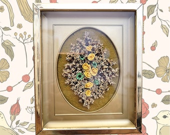 Set of 2 - Vintage Gold Framed Natural Dried Flower Bouquet - Stauffer's Small Wall Hangings