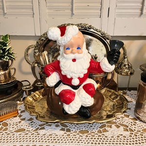 Vintage Hand Painted Ceramic Atlantic Mold Co. Santa with Bell