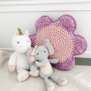 Daisy Days Pillow Crochet Pattern | No Sew Pillow Crochet Pattern | Daisy Crochet Pattern | Kids Crochet Pattern | Home Crochet Pattern image 2