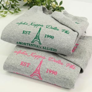 Sudadera personalizada de hermandad - Cuello redondo con letras griegas bordadas - Sudadera personalizada de hermandad para la pequeña - Regalo para el día de la oferta