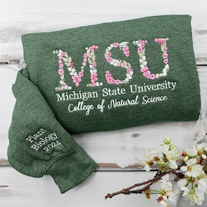 Sudadera universitaria bordada personalizada, sudadera con capucha con letras florales bordadas, cuello redondo para universidad, escuela secundaria, regalo de graduación para un amigo
