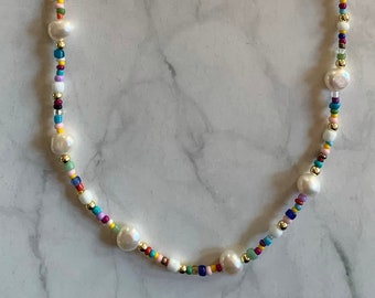 Multicolor Pearl Beaded Necklace