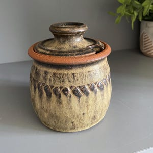 John Kershaw Stoneware Sugar Jar, Earthy Textured Glaze, Rustic Studio Pottery (5")