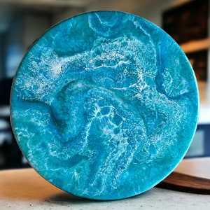 Ocean Turquoise and Green geode Lazy Susan, Hand poured food safe Epoxy Resin on Bamboo, Geode Art, Geode Epoxy Resin, Housewarming Gift.