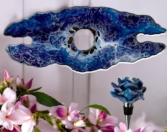 Blue and purple 2 Wine glass holder, handmade with epoxy resin, geode inspired design, wine accessory, wine lover gift, housewarming gift