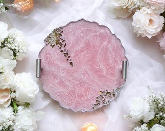 Bandeja de resina epoxi rosa claro, diseño de geoda hecho a mano, bandeja decorativa, bandeja de tocador, regalo de inauguración de la casa, arte funcional de geoda