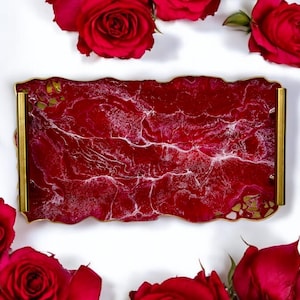 Red epoxy resin Tray, decorative tray, epoxy serving tray, epoxy art, wedding gift, housewarming gift, geode art, vanity tray.