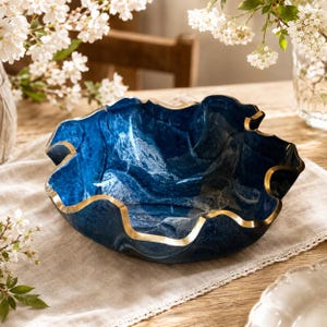 Bol bleu moyen en résine époxy Geode, bol décoratif fait main