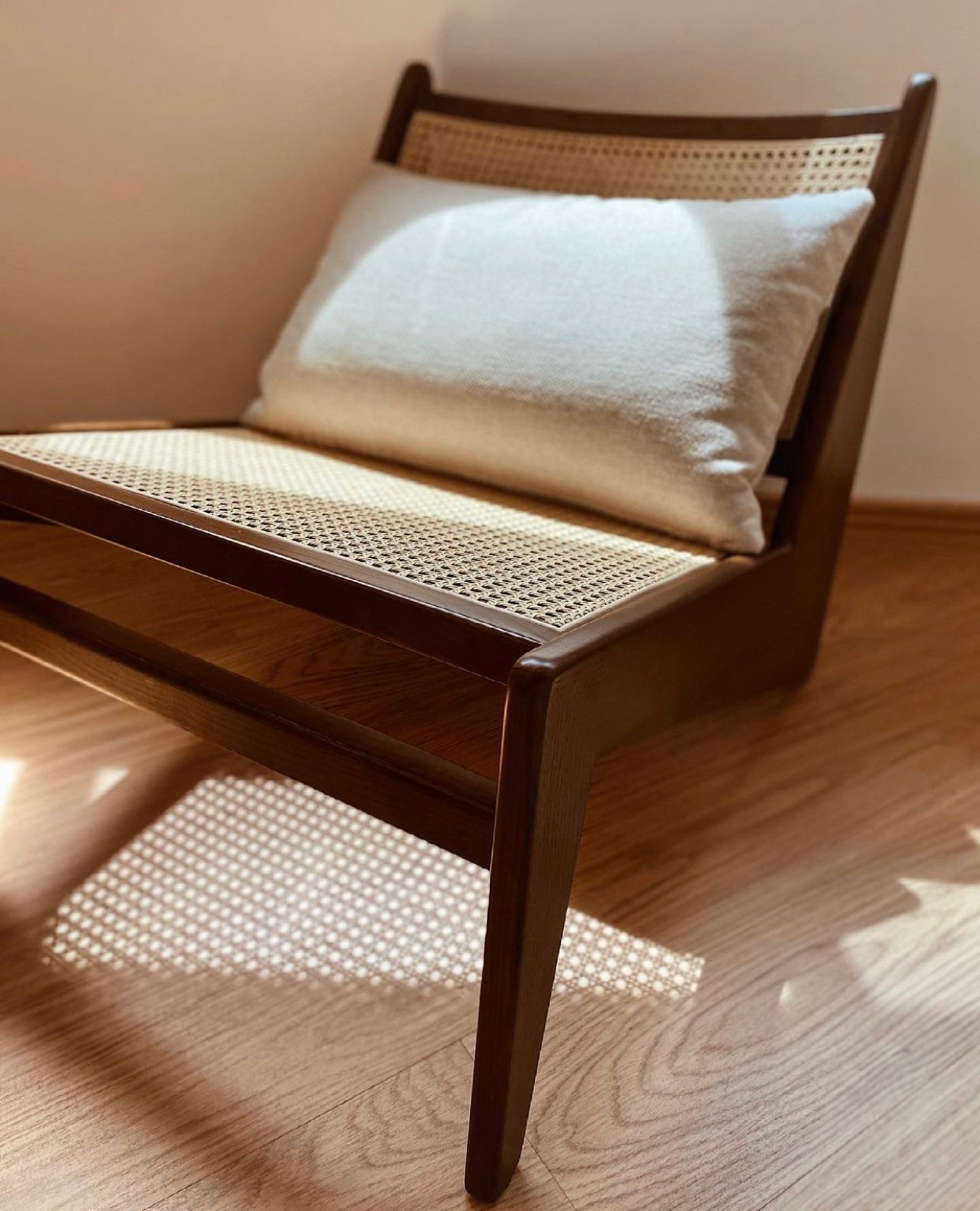 Mid Century Kangaroo lounge chair design chair Jeannette | Etsy