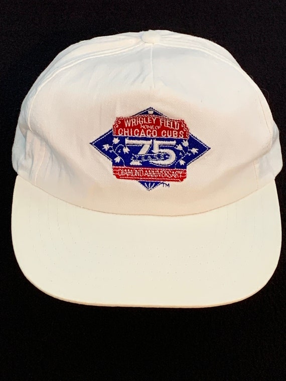 MINT! Wrigley Field 75TH Anniversary Baseball Cap Emb… - Gem