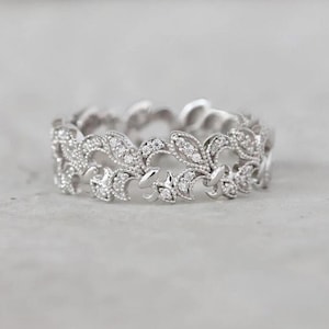 Fleur-De-Lis Art Deco Full Eternity Band, Round Moissanite Diamond Milgrain Band, Women&#39;s Wedding Proposal Band, Stackable 925 Silver Band