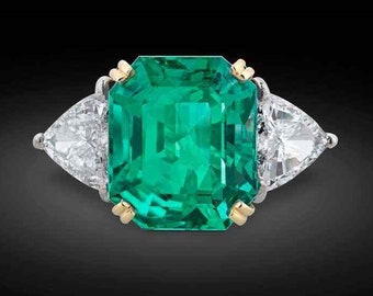 Luxurious Green Asscher With Trillion Cut CZ Stone Ring, Three Stone Engagement Ring, Past Present Future Ring, Gemstone Solitaire Fine Ring