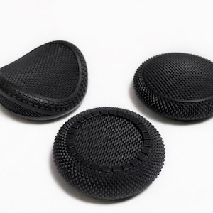 LiveZone 3 - Extreme Grip Thumbsticks - Black image 3