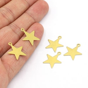 Dijes de estrella de latón crudo de 16 x 18 mm, estrella pequeña de latón crudo, dijes de estrella, estrella, dijes de estrella pequeños, latón crudo, colgante de estrella, colgantes - R8