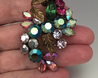 Broche vintage de hoja de flor con diamantes de imitación y ensalada de frutas AB en tono dorado