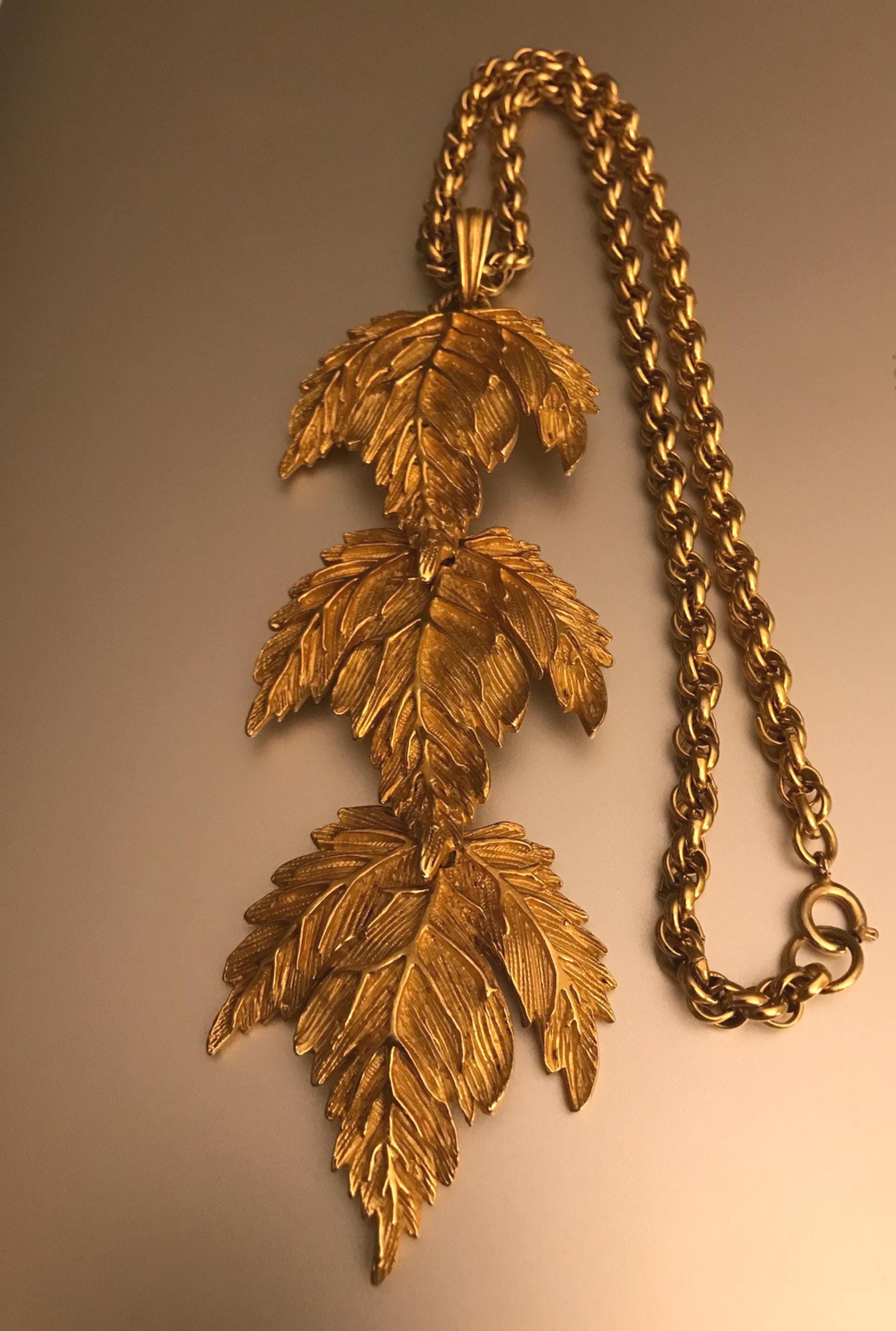 アクセサリー CASTLECLIFF VINTAGE NECKLACES PRE-COLUMBIAN MEDALLION NECKLACE// KJL // CASTLECLIFF