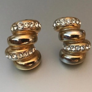 Vintage Gold tone Rhinestone Clip on Earrings