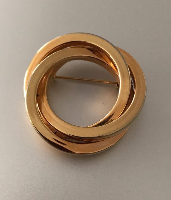 Vintage Trinity Brooch Interlocking Circle Gold P… - image 1