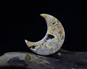 Crazy Crescent of Lace Agate White Druzy