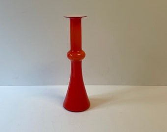 Holmegaard Carnaby red/white cased glass vase, designed by Christer Holmgreen