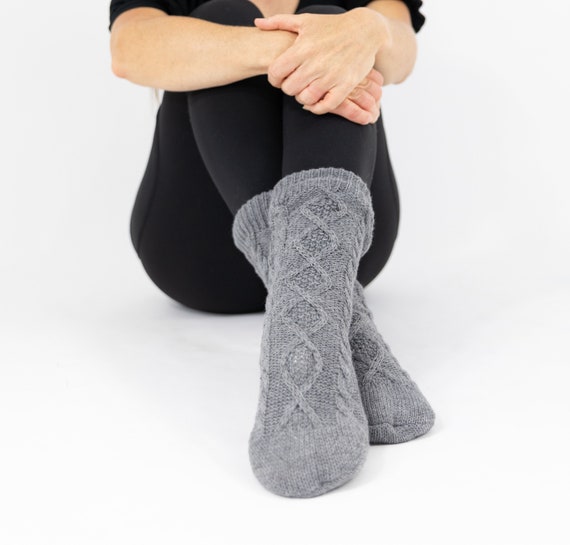 Hospital Socks Non Slip Socks With Grips For Women Fuzzy Fluffy