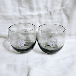 Vintage NFL smoked glass Roly poly Drinking Glasses, 1960&#39;s NFL Baltimore Colts Glass. 1960&#39;s NFL New York Jets Glass