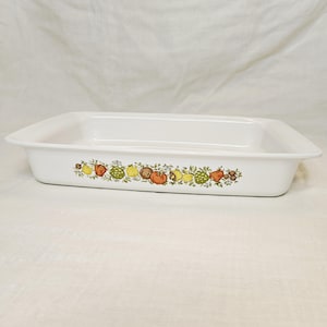 Vintage Corning Ware Casserole Dishes with Pyrex Glass Lids Spice of Life